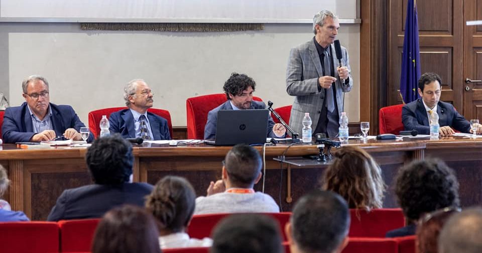 Scopri di più sull'articolo Ricerca e salute: 9 nuovi progetti di ricerca per smettere di fumare e ridurre il danno da fumo