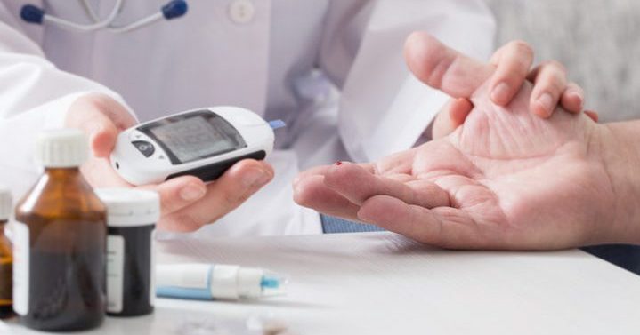 Scopri di più sull'articolo Il fumo aggrava il diabete. Il CoEHAR vaglia nuove soluzioni per smettere