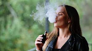 Scopri di più sull'articolo Ecig tra i giovani: servono definizioni migliorate e misure di controllo potenziate