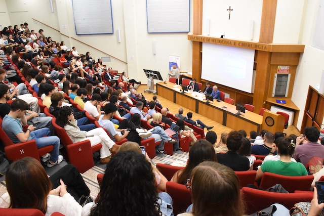 Scopri di più sull'articolo Salute orale e prevenzione cardiovascolare al centro dei temi della ricerca sulla riduzione del danno 